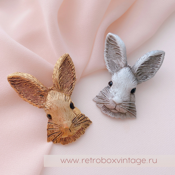 JJ / JONET JEWELRY Брошь «Лунный заяц: золото»