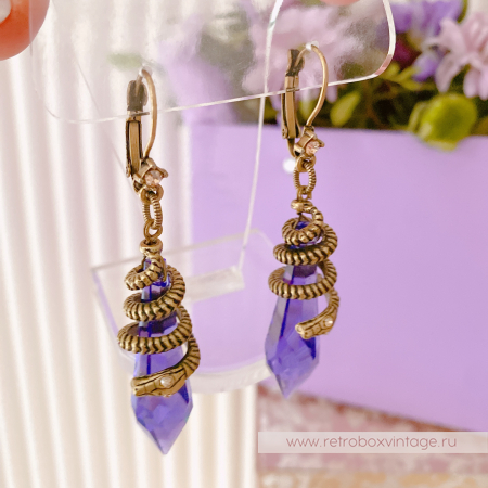 SWEET ROMANCE Серьги "Змейка и магический кристалл: аметист в бронзе" (с нюансом)