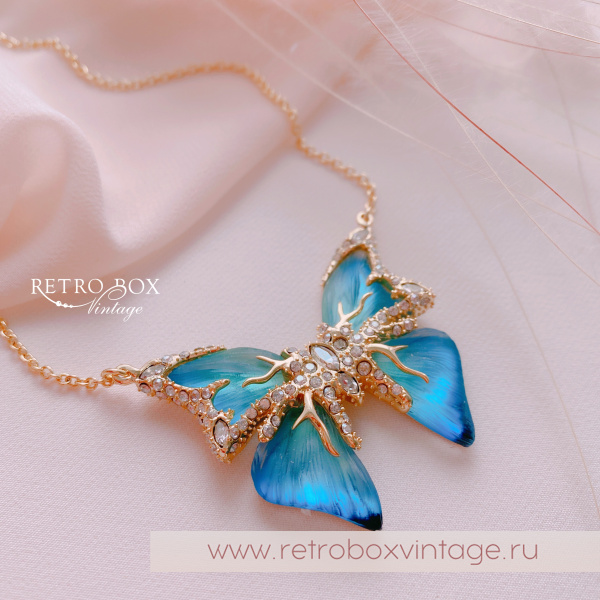 ALEXIS BITTAR Колье на цепочке «Голубая бабочка» Коллекция Jardin mysteré azure blue