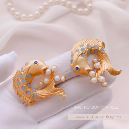 AVON / ELIZABETH TAYLOR Клипсы «Золотые рыбки: коллекция мерцающего моря»