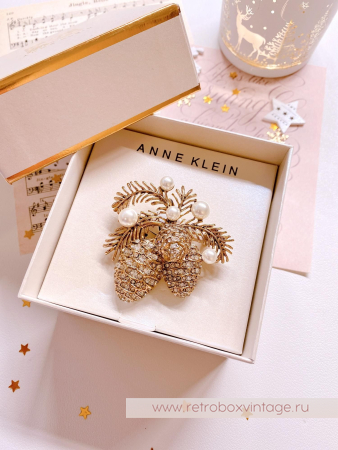 ANNE KLEIN Брошь "Кедровые шишки с жемчужинами" (в оригинальной коробке)