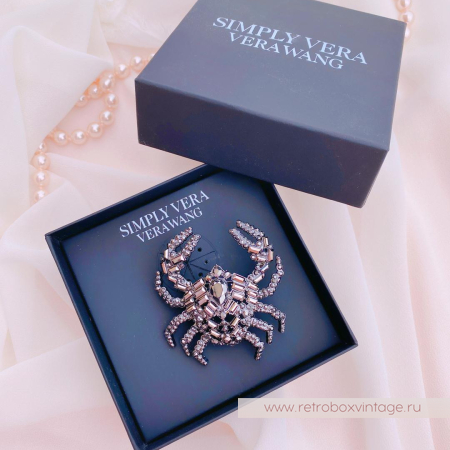 VERA WANG Брошь «Счастливый крабик»