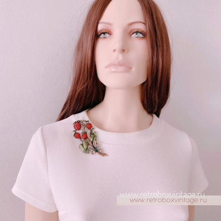 SWEET ROMANCE Брошь «Спелая земляника»