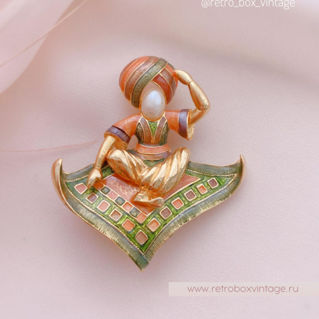 JOAN RIVERS Брошь «Старик Хоттабыч»