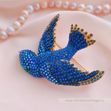 JOAN RIVERS Брошь «Синяя птица в полете»