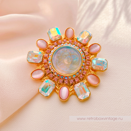 KIRKS FOLLY Брошь-кулон "Мечтающий ангел в ореоле звезды"