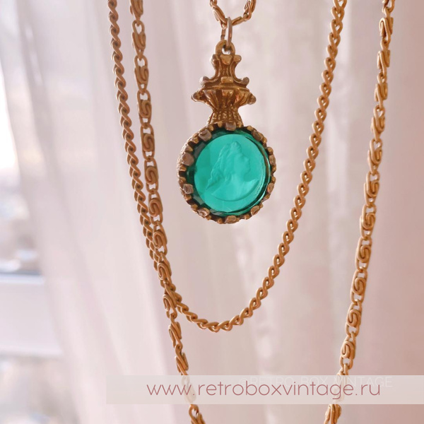 GOLDETTE Ожерелье «Афродита: изумрудная инталия»