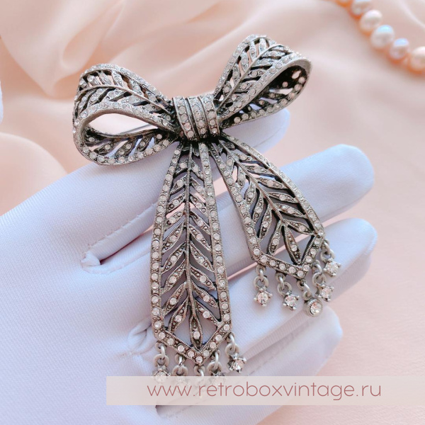 SWEET ROMANCE Брошь «Маркиза: кристальный бант севинье»