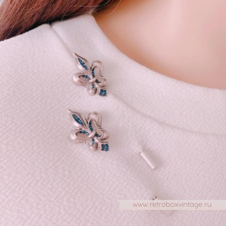 SWEET ROMANCE Брошь-стик «Флер де лис — королевская лилия: бронза»