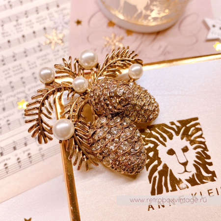 ANNE KLEIN Брошь "Кедровые шишки с жемчужинами" (в оригинальной коробке)