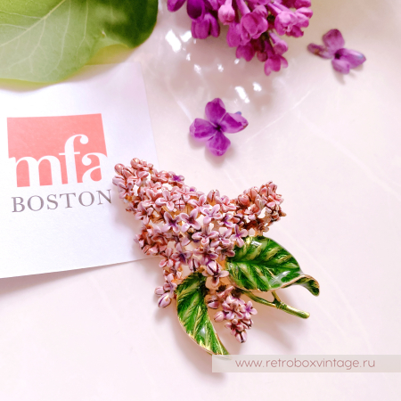 MFA Брошь «Нежная лиловая сирень» Музейная коллекция