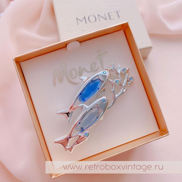 MONET Брошь «Три серебристые рыбки»