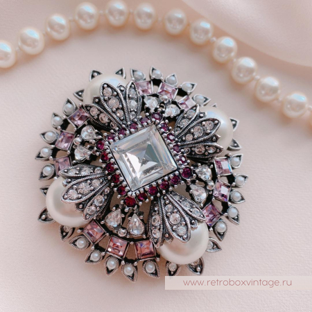 JOAN RIVERS Брошь-кулон «Жемчужная романтика»