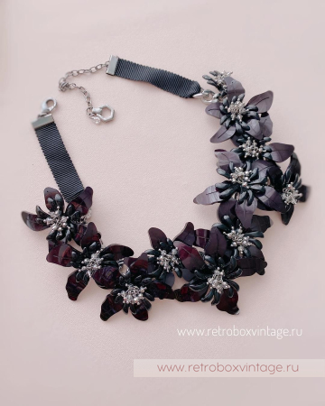 VERA WANG Ожерелье «Тайна ночных цветов»
