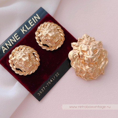 ANNE KLEIN Клип для платка «Король-лев»