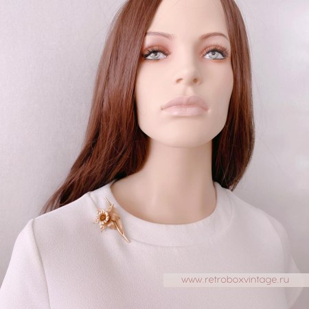 TRIFARI Брошь «Золотой нарцисс»