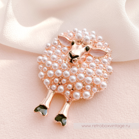 NAPIER Брошь "Жемчужная овечка"