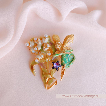 KIRKS FOLLY Брошь «Жемчужная фея ландышей в розовом платье»