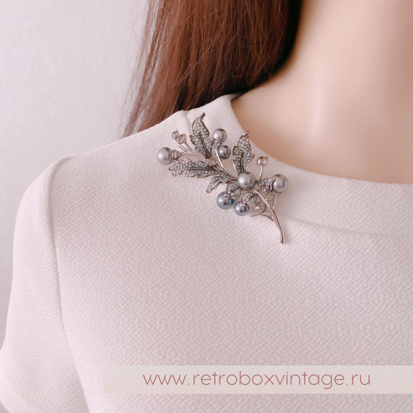 CAROLEE Брошь «Серебристая веточка»