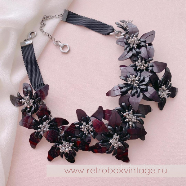 VERA WANG Ожерелье «Тайна ночных цветов»