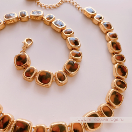 ANNE KLEIN Ожерелье "Тайны странствий» черепаховое