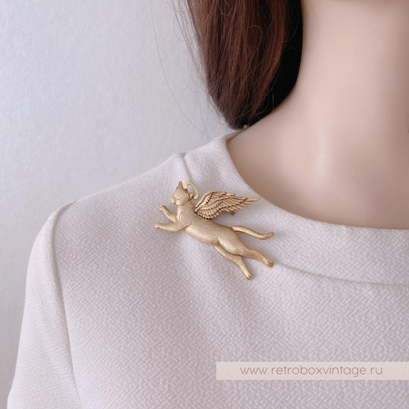 JJ / JONET JEWELRY Брошь «Котик-ангел: золото»