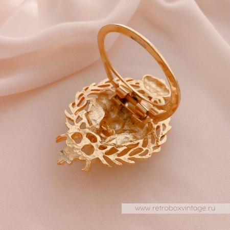 ANNE KLEIN Клип для платка «Король-лев с короной»