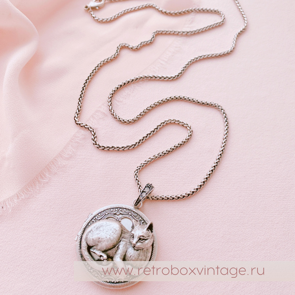 SWEET ROMANCE Кулон-локет на цепочке «Кошечка-мурлыка: серебро»