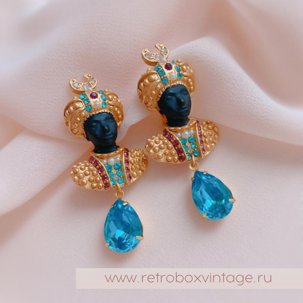 ASKEW LONDON Клипсы «Сын махараджи в чалме с голубыми кристаллами»