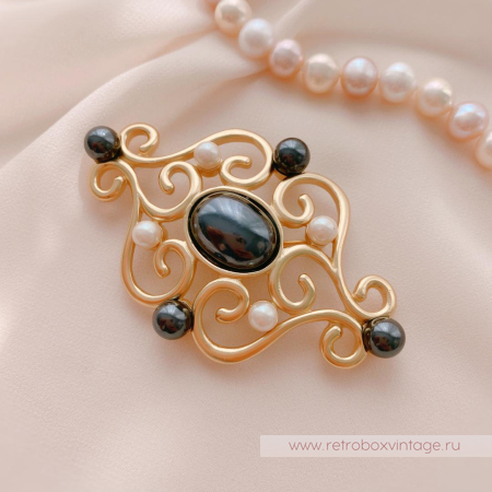 MONET Брошь «Черная жемчужина Византии» MONET Брошь «Черная жемчужина Византии»