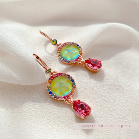 KIRKS FOLLY Серьги "Лунная роса: хамелеон иридис с малиновыми капельками в золоте"