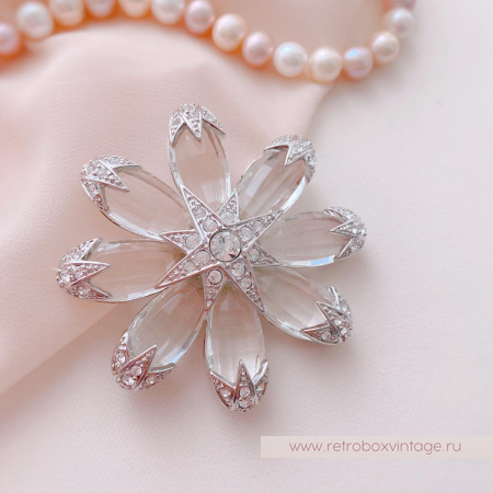 JOAN RIVERS Брошь «Хрустальная звезда»