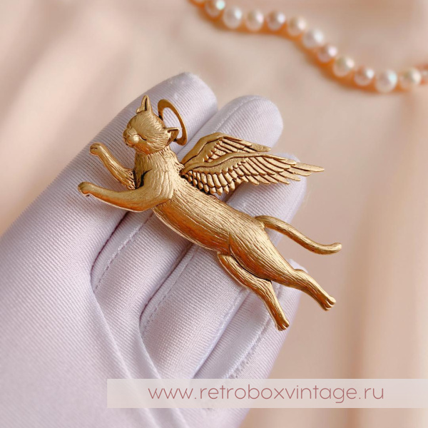 JJ / JONET JEWELRY Брошь «Котик-ангел: золото»