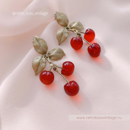 MICHAEL MICHAUD Серьги «Вишня морелло: три ягодки»