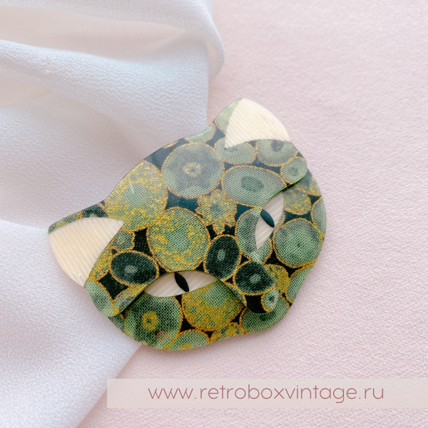 LEA STEIN Брошь «Кошечка: зеленый мох» светлые глазки