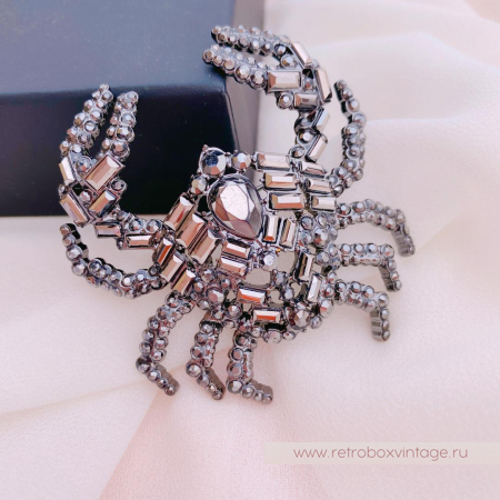 VERA WANG Брошь «Счастливый крабик»