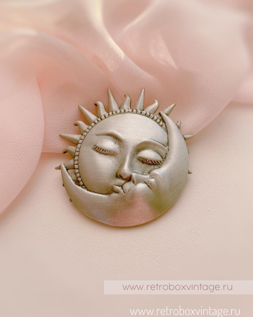 JJ / JONET JEWELRY Брошь "Поцелуй луны и солнца: серебро"