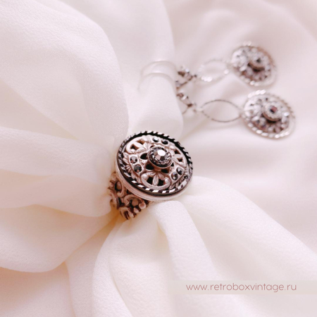 SWEET ROMANCE Комплект «Медальон»