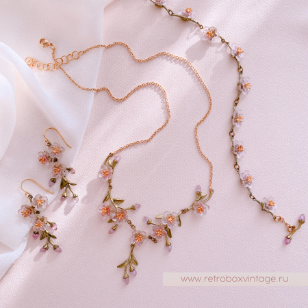 MICHAEL MICHAUD Колье «Нежная весна: цветение персика»