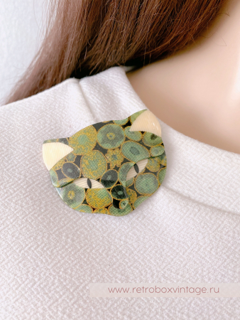 LEA STEIN Брошь «Кошечка: зеленый мох» светлые глазки