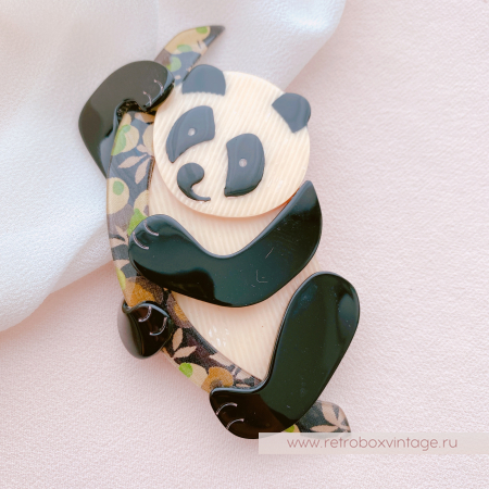 LEA STEIN Брошь «Панда: топленое молоко» черно-оливковый бамбук