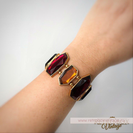 JOAN RIVERS Комплект «Грани прекрасного: винный» JOAN RIVERS Комплект «Грани прекрасного: винный»