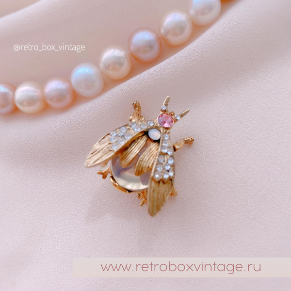 SWEET ROMANCE Трио брошей «Опаловые пчелки: розово-мятные в золоте» (3 шт)