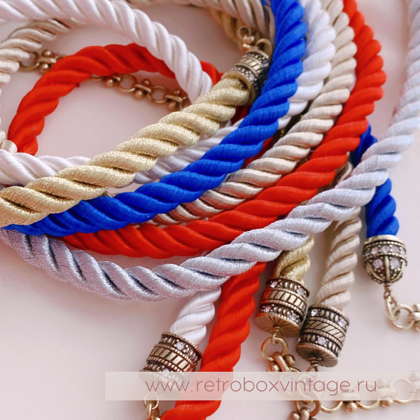 HEIDI DAUS Шнур-корд «Элегантные чувства: синий индиго» HEIDI DAUS Шнур-корд «Элегантные чувства: синий индиго»