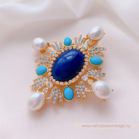 KJL / KENNETH J LANE Брошь-кулон "Аристократка: жемчужная с синим и бирюзовыми кабошонами"