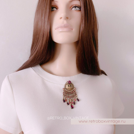 SWEET ROMANCE Брошь «Королева кошек: розово-пурпурные кристаллы»