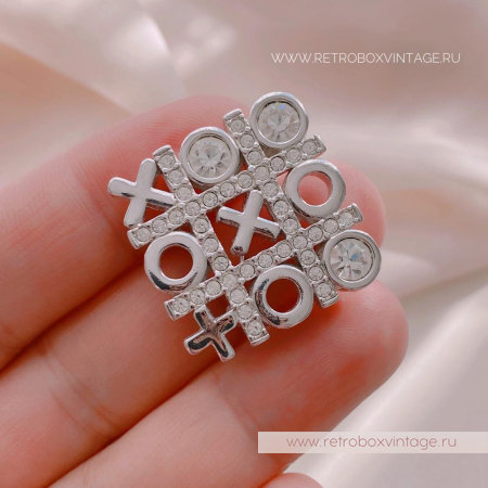 SWAROVSKI Брошь «Крестики-нолики: серебро»