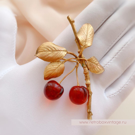 MICHAEL MICHAUD Брошь «Вишня морелло золото»