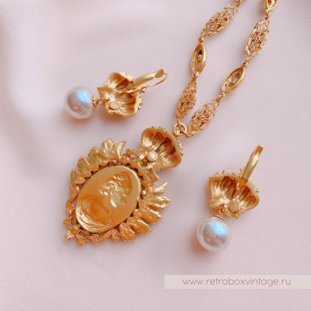 ASKEW LONDON Колье «Императрица»