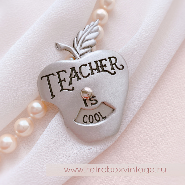 JJ / JONET JEWELRY Брошь-трансформер "Яблоко Ньютона TEACHER IS..."